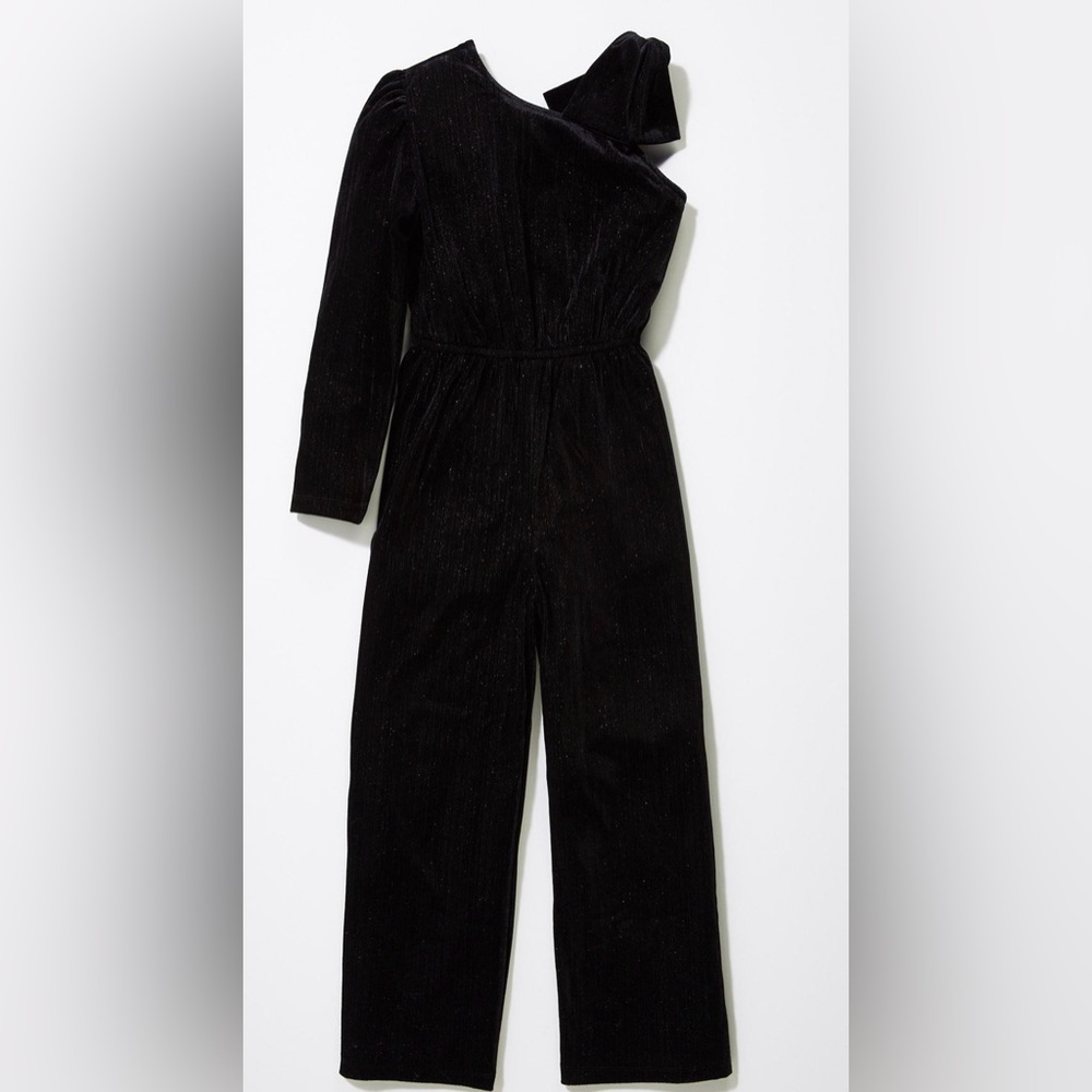 Zara girl’s one shoulder black velvet jumpsuit Age 11-12